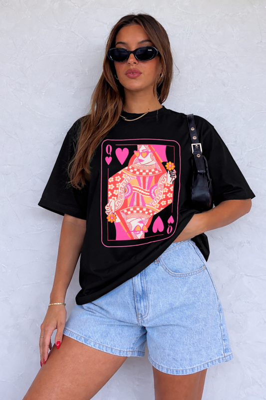 QUEEN OF HEARTS OVERSIZED T-SHIRT